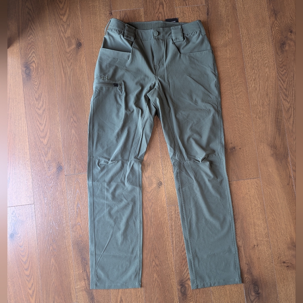 Under Armour Defender Cargo Pants Marine Green Womens 6 NWT
